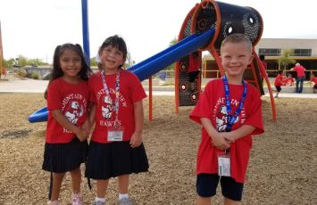  Students wear the school uniform