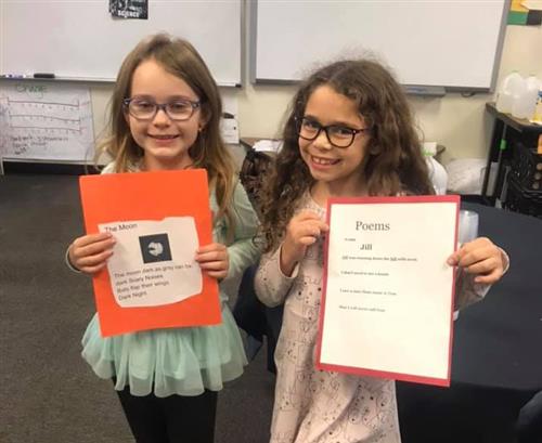 Students show off thier poetry projects